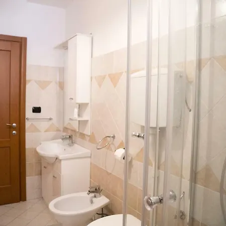 Lamezia Terme In Centro Lägenhet