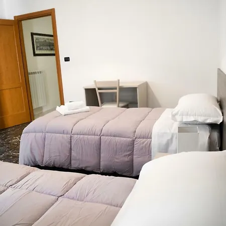 Lamezia Terme In Centro Lägenhet Lamezia Terme