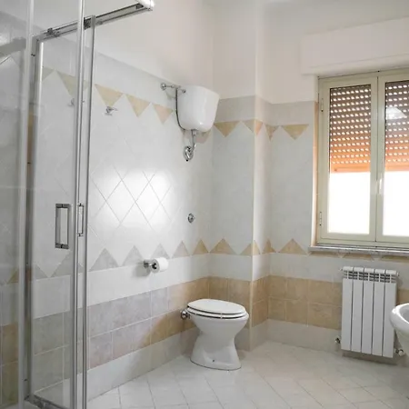 Lamezia Terme In Centro Lägenhet *